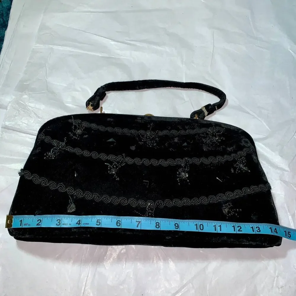 Lg Soure Black Velvet Beaded Frame Bag Deco Clasp